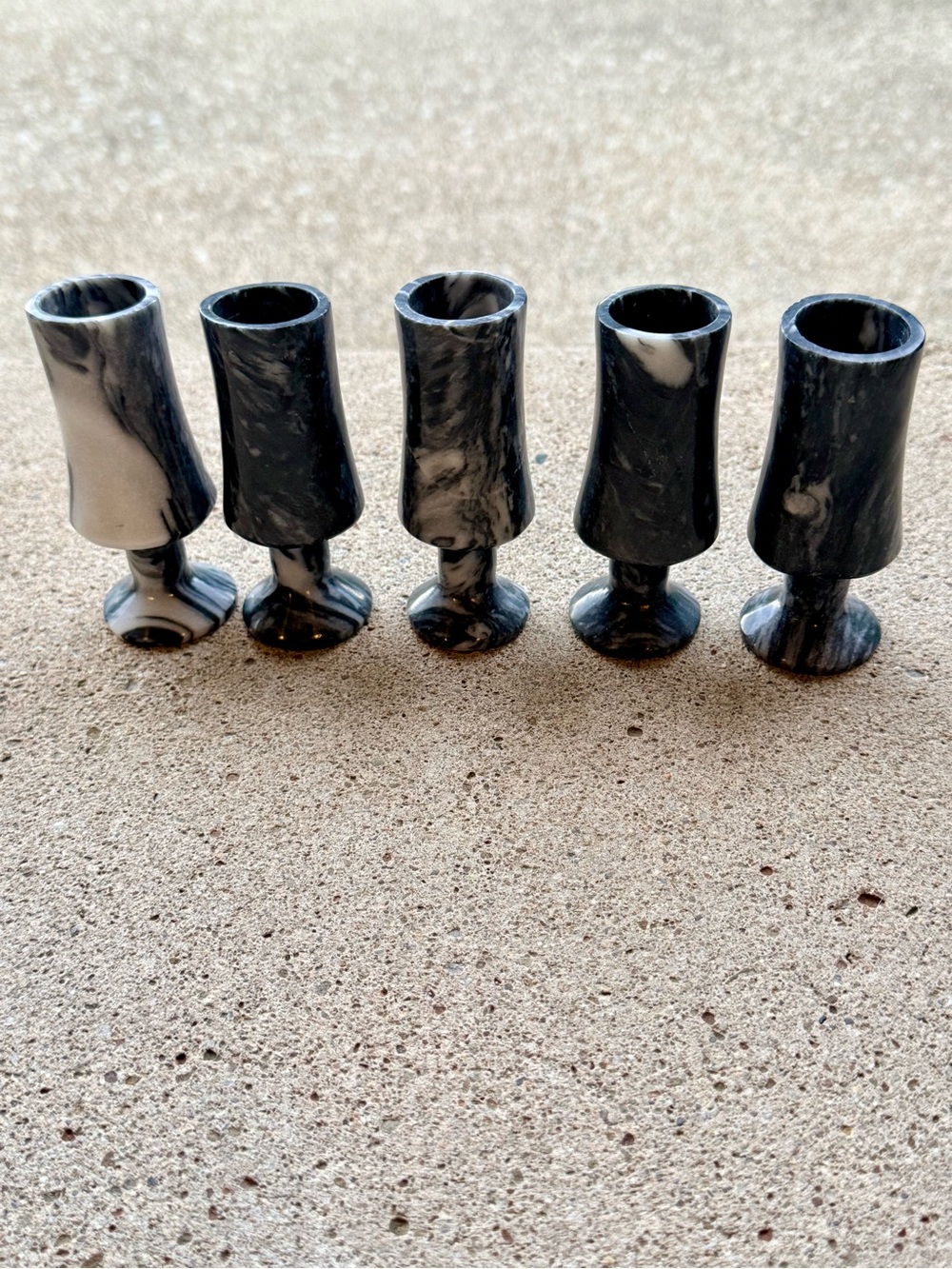 ⚡️SALE⚡️Vintage Handcrafted Onyx Black & White Shot Glass Set with Serving Tray - Picture 11 of 17
